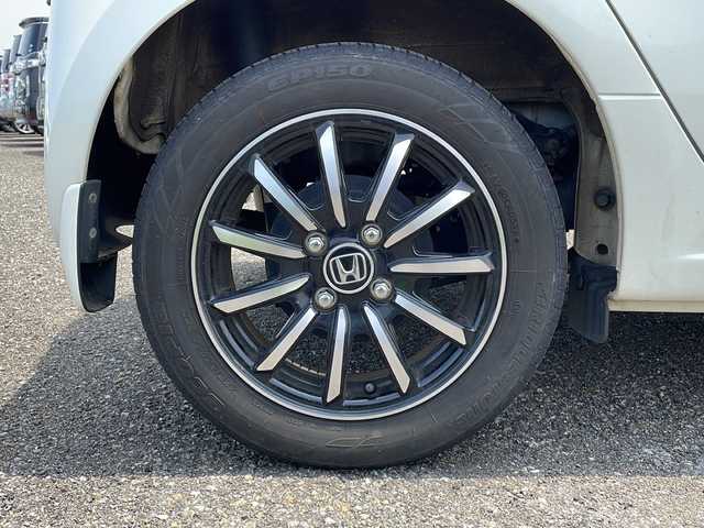 ホンダ Ｎ ＯＮＥ プレミアム Lパッケージ 新潟県 2013(平25)年 2.6万km プレミアムホワイトパール 4WD/純正ディスプレィオーディオ/CD/BT/USB/バックカメラ/ベンチシート/スマートキー/プッシュスタート/キセノンヘッドライト/オートライト/フォグランプ/純正14インチアルミホイール
