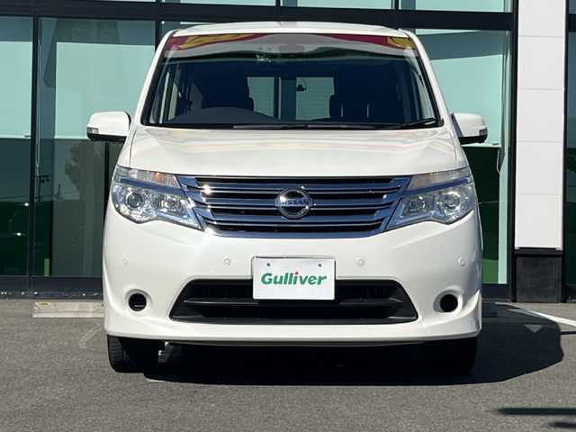 日産 セレナ 20X S HV Aセーフティ 和歌山県 2014(平26)年 3.5万km ブリリアントホワイトパール 純正ナビ/アラウンドビューモニター/エマージェンシーブレーキ/クルーズコントロール/レーンキープ/横滑り防止機能/ビルトインETC/前後ドライブレコーダー/純正フロアマット/アイドリングストップ/電動格納ミラー