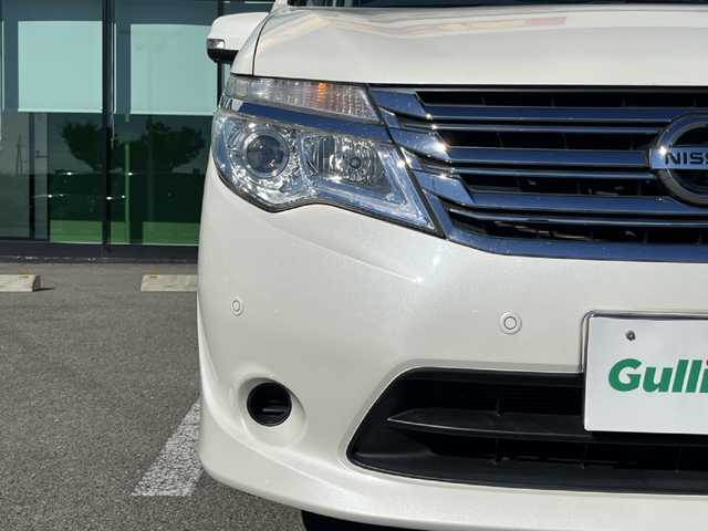 日産 セレナ 20X S HV Aセーフティ 和歌山県 2014(平26)年 3.5万km ブリリアントホワイトパール 純正ナビ/アラウンドビューモニター/エマージェンシーブレーキ/クルーズコントロール/レーンキープ/横滑り防止機能/ビルトインETC/前後ドライブレコーダー/純正フロアマット/アイドリングストップ/電動格納ミラー
