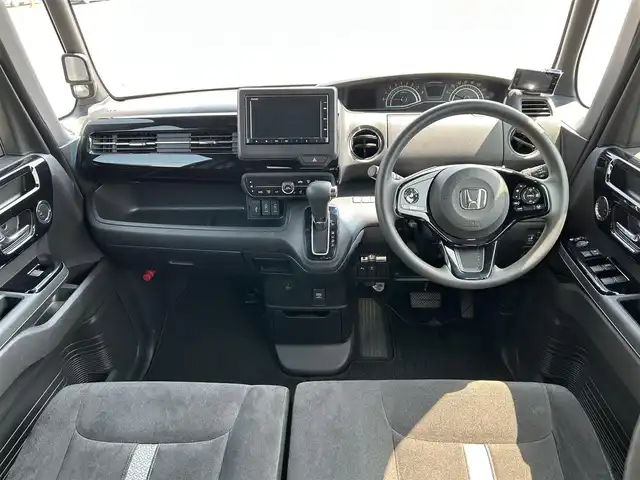 ホンダ Ｎ ＢＯＸ カスタム L 岡山県 2021(令3)年 4.8万km クリスタルブラックパール 純正メモリナビ　VXM-215Ci/Bluetooth、AM、FM、CD/バックカメラ/ETC/前席シートヒーター/片側パワースライドドア/レーダー探知機/ドライブレコーダー/プッシュスタート/ホンダセンシング/レーダークルーズコントロール/LEDヘッドライトフルセグテレビ