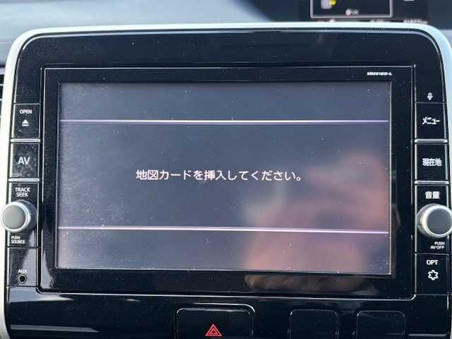日産 セレナ 宮城県 2017(平29)年 8.2万km カシミヤグレージュ 登録時走行距離　８１８７７ｋｍ/プッシュスタート/オートホールド/Wエアコン/ETC２．０/プロパイロット/コンフォートフラッシャー/後席フリップダウンモニター/純正ナビ(地図SD未挿入)/コーナーセンサー/電動ミラー/パワーステアリング/パワーウインドウ/クルーズコントロール/フロアマット純正/装着タイヤ22年製ダンロップRV505/ABS/横滑り防止装置/オートライト