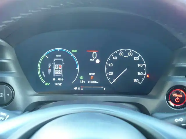 ホンダ ヴェゼル ハイブリッド e:HEV Z 静岡県 2024(令6)年 1.7万km クリスタルブラックパール ワンオーナー/禁煙車/ホンダセンシング/・衝突軽減ブレーキ/・後方誤発進抑制機能/・歩行者事故軽減ステアリング/・車線維持支援システム/・標識認識機能/・アダクティブクルーズコントロール/・オートハイビーム/・アクティブコーナリングライト/・ブラインドスポットモニター/Gathers9インチナビ/バックカメラ/フルセグテレビ/Bluetooth/DVD再生/Music Rack/ハーフレザーシート/シートヒーター/ステアリングヒーター/パワーバックドア/スマートキー/フロアマット/ETC/新車保証書/取扱説明書
