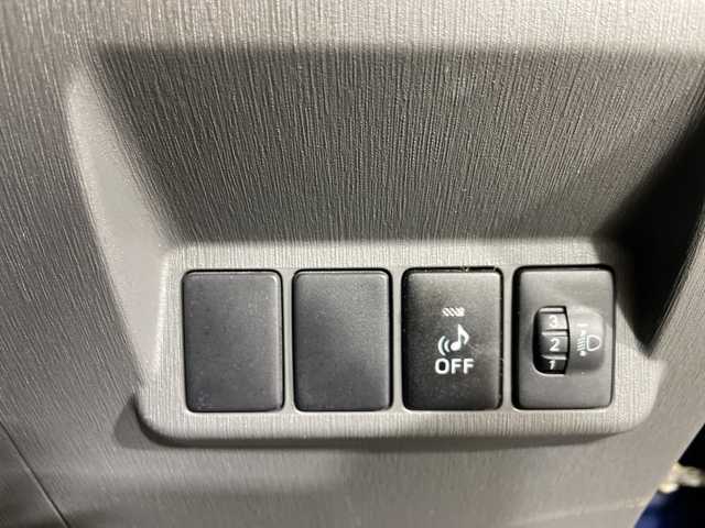 トヨタ プリウス α S 沖縄県 2012(平24)年 6.6万km ダークブルーマイカ ワンオーナー　/禁煙車　/純正ナビ　/（フルセグＴＶ　ＣＤ　ＤＶＤ　Ｂｌｕｅｔｏｏｔｈ）　/バックカメラ　/ＥＴＣ/ステアリングスイッチ　/オートライト　/スマートキー　/ヘッドライトレベライザー　/純正ドアバイザー/電格ミラー