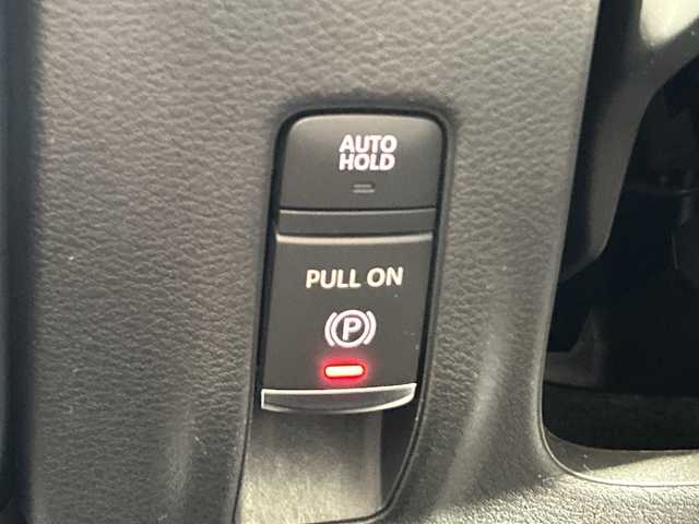 日産 セレナ ハイウェイスター V 広島県 2023(令5)年 6.4万km プリズムホワイト 禁煙/寒冷地仕様/・シートヒーター/・ステアリングヒーター/エマージェンシーブレーキ/車線逸脱警報/プロパイロット/ふらつき警報/踏み間違え防止/標識認識/先行車発進告知/コーナーセンサー/BSW/インテリジェントルームミラー/純正コネクティッドナビ/・フルセグ/Bluetooth/スマホ連携/HDMI/アラウンドビューモニター/ドライブレコーダー/ワイヤレス充電/ハンズフリー両側パワースライドドア/革巻きステアリング/パドルシフト/LEDヘッドライト/フォグランプ/オートライト/電動パーキングブレーキ/オートホールド/ヘッドライトレベライザー/スマートキー/プッシュスタート/スペアキー/ETC２．０/純正１６インチアルミホイール