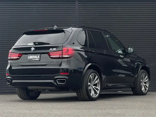 ＢＭＷ Ｘ５ xDrive 35d Mスポーツ 山梨県 2016(平28)年 1.8万km サファイアブラックP セレクトパッケージ/インテリジェントS/コンフォートA/Pサンルーフ/茶革/イージーC/LED/ACC/LKA/BSA/純正HDDナビ/全周囲カメラ/BT/フルセグ/Pシート/4ZシートH/スペアキー