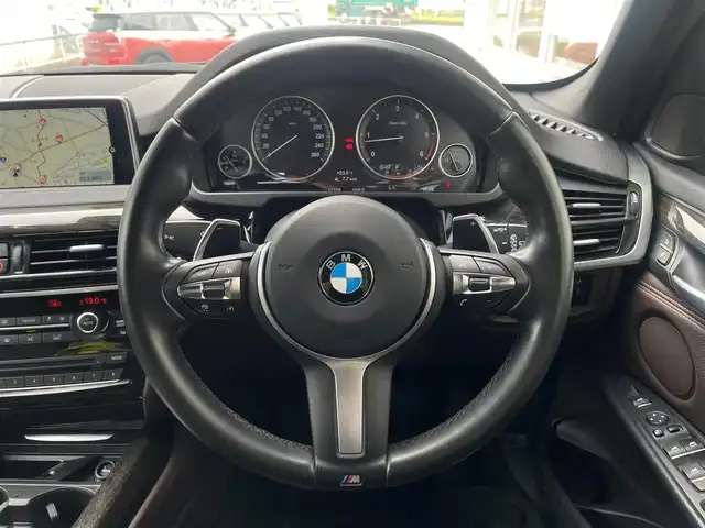 ＢＭＷ Ｘ５ xDrive 35d Mスポーツ 山梨県 2016(平28)年 1.8万km サファイアブラックP セレクトパッケージ/インテリジェントS/コンフォートA/Pサンルーフ/茶革/イージーC/LED/ACC/LKA/BSA/純正HDDナビ/全周囲カメラ/BT/フルセグ/Pシート/4ZシートH/スペアキー