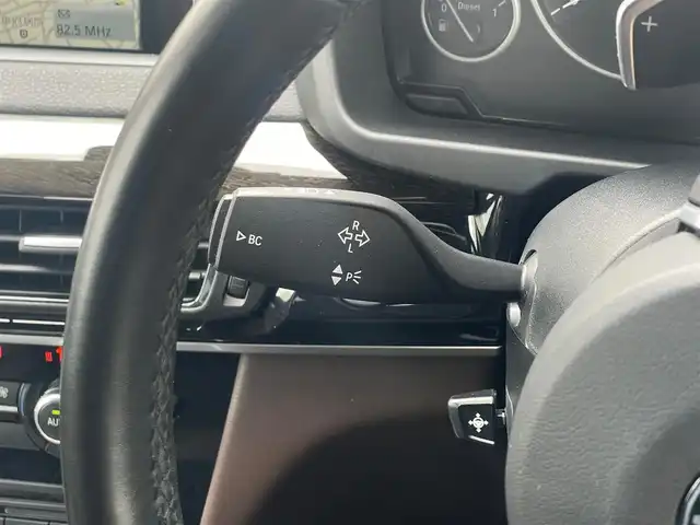 ＢＭＷ Ｘ５ xDrive 35d Mスポーツ 山梨県 2016(平28)年 1.8万km サファイアブラックP セレクトパッケージ/インテリジェントS/コンフォートA/Pサンルーフ/茶革/イージーC/LED/ACC/LKA/BSA/純正HDDナビ/全周囲カメラ/BT/フルセグ/Pシート/4ZシートH/スペアキー