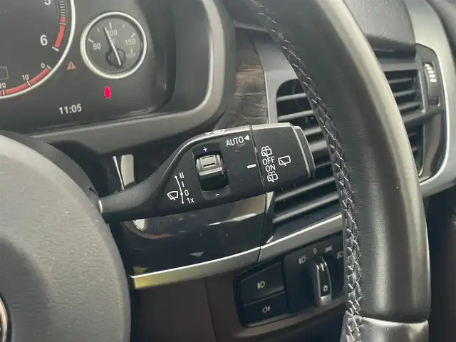 ＢＭＷ Ｘ５ xDrive 35d Mスポーツ 山梨県 2016(平28)年 1.8万km サファイアブラックP セレクトパッケージ/インテリジェントS/コンフォートA/Pサンルーフ/茶革/イージーC/LED/ACC/LKA/BSA/純正HDDナビ/全周囲カメラ/BT/フルセグ/Pシート/4ZシートH/スペアキー