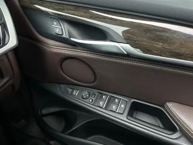 ＢＭＷ Ｘ５ xDrive 35d Mスポーツ 山梨県 2016(平28)年 1.8万km サファイアブラックP セレクトパッケージ/インテリジェントS/コンフォートA/Pサンルーフ/茶革/イージーC/LED/ACC/LKA/BSA/純正HDDナビ/全周囲カメラ/BT/フルセグ/Pシート/4ZシートH/スペアキー