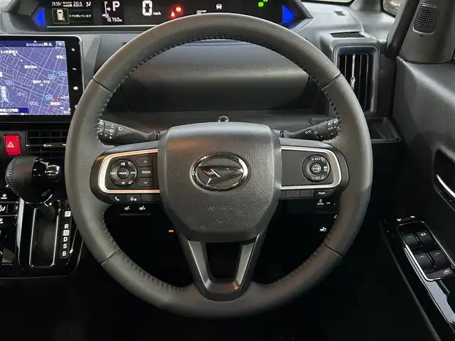 ダイハツ タント カスタム RS 静岡県 2022(令4)年 1.7万km プラムブラウンクリスタルマイカ 純正ＳＤナビ　/・フルセグＴＶ　/・Ｂｌｕｅｔｏｏｔｈ接続　/・ＤＶＤ再生　/・ＵＳＢ入力端子　/Ｂカメラ　/両側パワスラ　/前後コーナーセンサー　/衝突軽減　/プッシュスタート/スマートキー/スペアキー/ＥＴＣ　/前後ドラレコ　/前席シートヒーター/ＬＥＤオートライト/純正フロアマット/純正15インチアルミホイール/ハーフレザーシート/保証書/取り扱い説明書