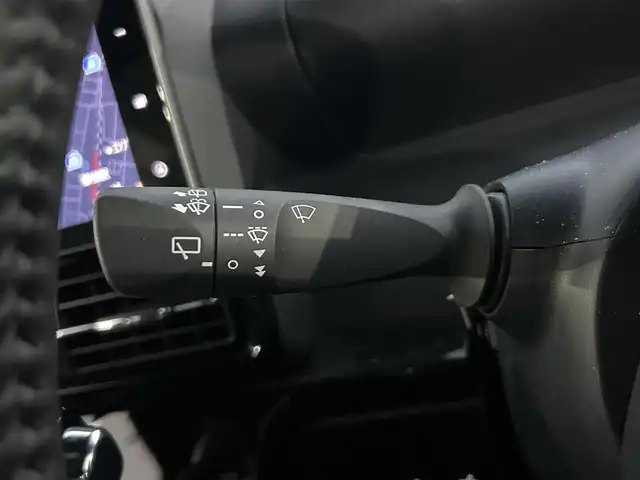ダイハツ タント カスタム RS 静岡県 2022(令4)年 1.7万km プラムブラウンクリスタルマイカ 純正ＳＤナビ　/・フルセグＴＶ　/・Ｂｌｕｅｔｏｏｔｈ接続　/・ＤＶＤ再生　/・ＵＳＢ入力端子　/Ｂカメラ　/両側パワスラ　/前後コーナーセンサー　/衝突軽減　/プッシュスタート/スマートキー/スペアキー/ＥＴＣ　/前後ドラレコ　/前席シートヒーター/ＬＥＤオートライト/純正フロアマット/純正15インチアルミホイール/ハーフレザーシート/保証書/取り扱い説明書