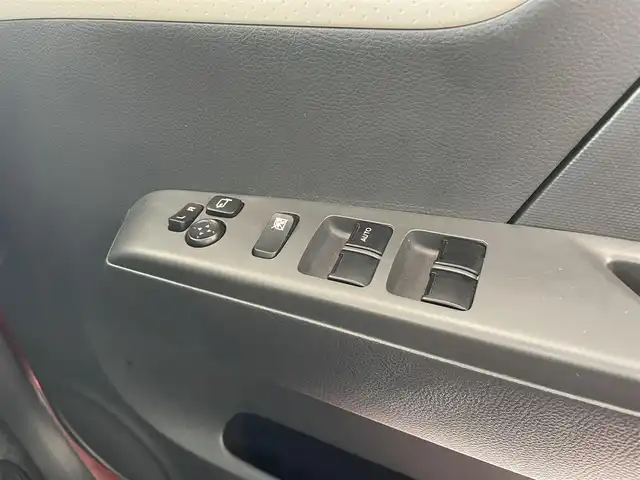 日産 モコ S 石川県 2014(平26)年 5.7万km モコピーチ Clarionナビ/・ワンセグTV/CD/DVD/BTオーディオ/AUX/ラジオ/プッシュスタート/電動格納ミラー/インテリジェントキー/アイドリングストップ/ドライブレコーダー/スペアキー/保証書/取扱説明書