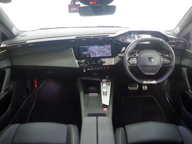プジョー ３０８ GTライン ブルーHDi 兵庫県 2023(令5)年 1.6万km 緑 純正ナビ/全方位カメラ/アップルカープレイ/ドライブレコーダー前後カメラ/シートヒーター/ハンドルヒーター/LKA/BSM/ACC/フロアマット/運転席電動シート/ETC/Bluetooth