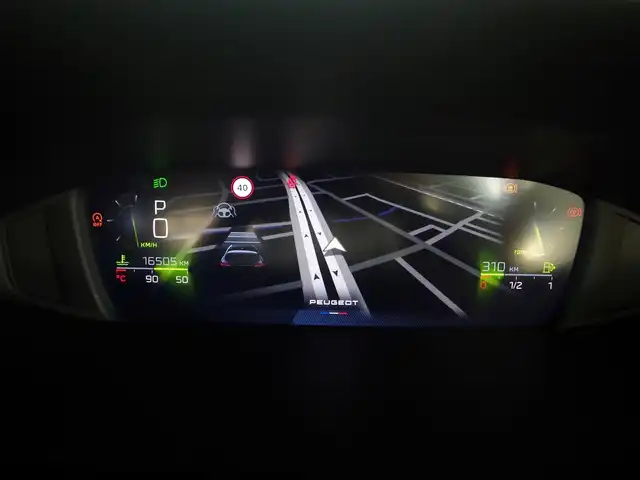 プジョー ３０８ GTライン ブルーHDi 兵庫県 2023(令5)年 1.6万km 緑 純正ナビ/全方位カメラ/アップルカープレイ/ドライブレコーダー前後カメラ/シートヒーター/ハンドルヒーター/LKA/BSM/ACC/フロアマット/運転席電動シート/ETC/Bluetooth