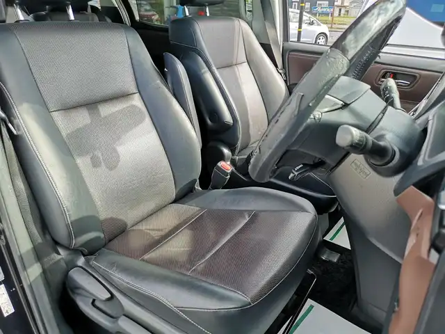 トヨタ エスクァイア Gi 茨城県 2014(平26)年 19.3万km スパークリングブラックパールクリスタルシャイン アルパインナビ/【TV・CD・DVD・SD・ラジオ・USB・BT・HDMI】/アルパイン製フリップダウンモニター/クルコン/ETC/Bカメラ/シートヒーター/MTモード付AT/両側パワスラ/後席AAC/オートライト/オートハイビーム/Fフォグ/LEDライト