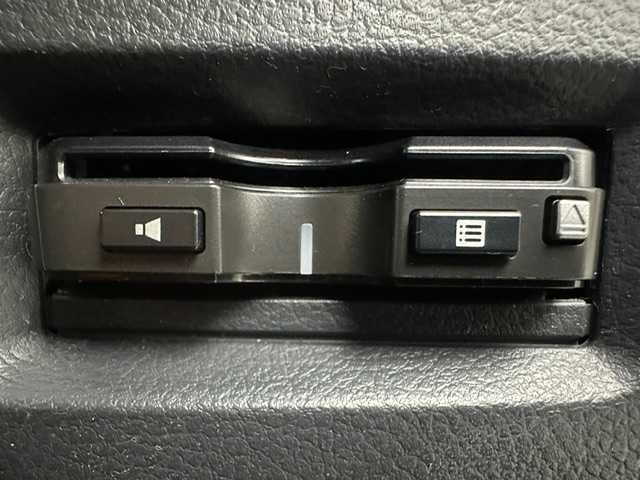 スズキ スペーシア カスタム XS 兵庫県 2015(平27)年 8万km ブルーイッシュブラックパール3 ・社外オーディオ/・片側パワースライドア/・ETC/・純正14インチアルミホイール/・HIDヘッドライト/・オートライト/・純正フロアマット/・スマートキー/・プッシュスタート/・アイドリングストップ/・ヘッドライトレベライザー