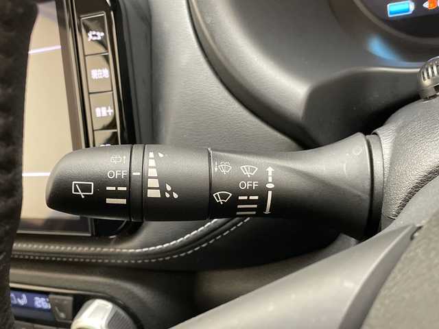 日産 キックス X 愛知県 2021(令3)年 3.4万km サンライトイエロー 純正9型ナビ　SDカードなし/全方位カメラ/クルーズコントロール/プロパイロット/シートヒーター/バックカメラ/コーナーセンサー/純正アルミホイール/ルーフレール/LEDヘッドライト/ステアリングヒーター/インテリジェントミラー/オートマチックハイビーム/ドライブレコーダー/ETC/衝突軽減システム/フルセグ/CD DVD/ステアリングスイッチ/スマートキー/プッシュスタート