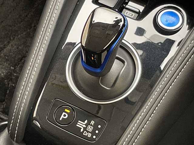 日産 キックス X 愛知県 2021(令3)年 3.4万km サンライトイエロー 純正9型ナビ　SDカードなし/全方位カメラ/クルーズコントロール/プロパイロット/シートヒーター/バックカメラ/コーナーセンサー/純正アルミホイール/ルーフレール/LEDヘッドライト/ステアリングヒーター/インテリジェントミラー/オートマチックハイビーム/ドライブレコーダー/ETC/衝突軽減システム/フルセグ/CD DVD/ステアリングスイッチ/スマートキー/プッシュスタート