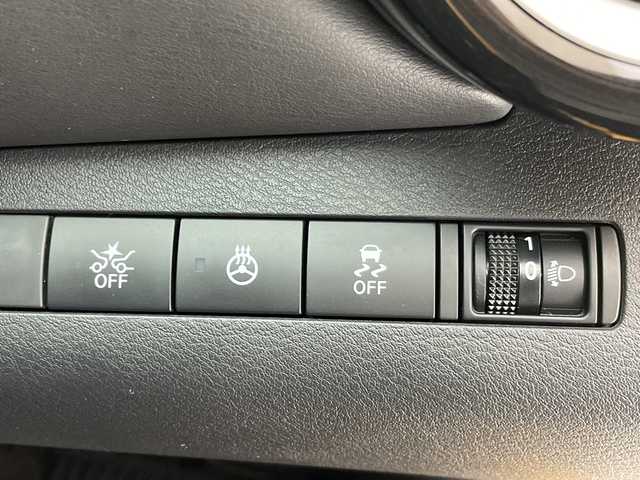 日産 キックス X 愛知県 2021(令3)年 3.4万km サンライトイエロー 純正9型ナビ　SDカードなし/全方位カメラ/クルーズコントロール/プロパイロット/シートヒーター/バックカメラ/コーナーセンサー/純正アルミホイール/ルーフレール/LEDヘッドライト/ステアリングヒーター/インテリジェントミラー/オートマチックハイビーム/ドライブレコーダー/ETC/衝突軽減システム/フルセグ/CD DVD/ステアリングスイッチ/スマートキー/プッシュスタート