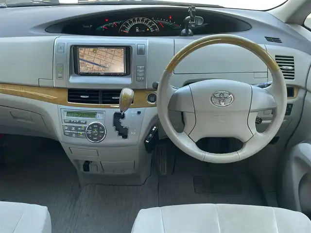 トヨタ エスティマ G 愛知県 2007(平19)年 10.9万km シルバーM ワンオーナー/両側パワースライドドア/Carrozzeria製HDDナビ〈AVIC-HRZ88〉/DVD／MS／地デジTV/バックカメラ/運転席パワーシート/アンテナ分離型ETC/インテリジェントAFS付HIDヘッドライト/純正フォグランプ/2列目リラックスキャプテンシート〈オットマン付〉/３列目荷室下格納/純正17インチAW/スマートキー＆プッシュスタート