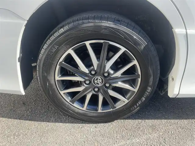 トヨタ ヴォクシー ZS 煌 神奈川県 2015(平27)年 7.9万km パール