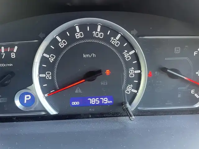 トヨタ ヴォクシー ZS 煌 神奈川県 2015(平27)年 7.9万km パール