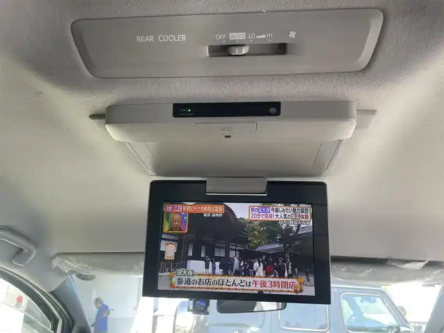 トヨタ ヴォクシー ZS 煌 神奈川県 2015(平27)年 7.9万km パール