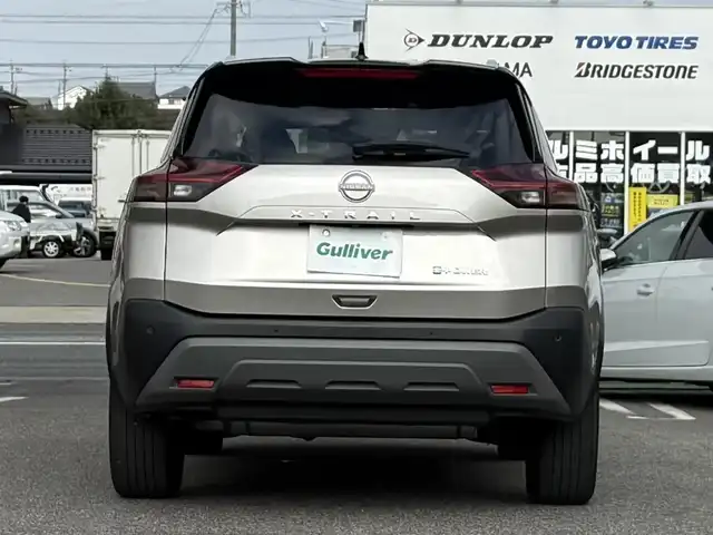 日産 エクストレイル X 愛知県 2023(令5)年 1.9万km 茶Ⅱ /純正メモリナビ//AM/FM/HDMI/フルセグ/BT/SD//プロパイロット//ビルトインETC2.0//バックカメラ//前後純正ドライブレコーダー//インテリジェントエマージェンシーブレーキ//後側方車両検知警報//後側方衝突防止支援//ハンドル支援//車線逸脱警報//車線逸脱坊地支援//踏み間違い衝突防止支援//標識検知機能//クリアランスソナー//後退時車両検知警報//インテリジェントクルーズコントロール//D・N席パワーシート//D・N席シートヒーター//オートLEDヘッドライト//オートハイビーム//フォグランプ//ヘッドライトレベライザー//ルーフレール//e-Pedal//EV MODE//D MODE//ステアリングスイッチ//オートリトラクタブルウィンカーミラー//純正フロアマット//純正ドアバイザー//プッシュスタート//スペアキー//取扱説明書//保証書