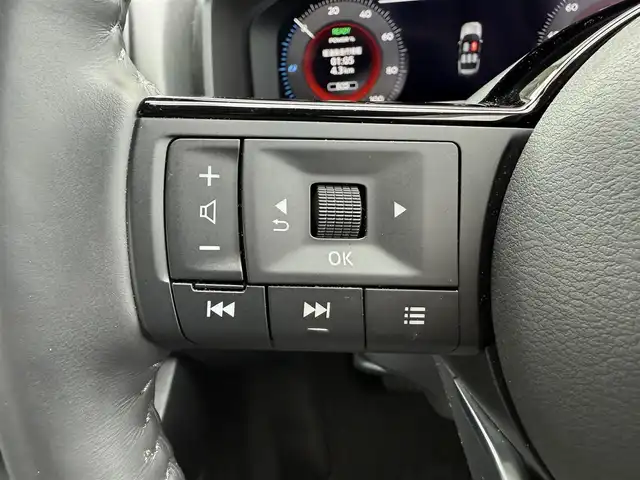 日産 エクストレイル X 愛知県 2023(令5)年 1.9万km 茶Ⅱ /純正メモリナビ//AM/FM/HDMI/フルセグ/BT/SD//プロパイロット//ビルトインETC2.0//バックカメラ//前後純正ドライブレコーダー//インテリジェントエマージェンシーブレーキ//後側方車両検知警報//後側方衝突防止支援//ハンドル支援//車線逸脱警報//車線逸脱坊地支援//踏み間違い衝突防止支援//標識検知機能//クリアランスソナー//後退時車両検知警報//インテリジェントクルーズコントロール//D・N席パワーシート//D・N席シートヒーター//オートLEDヘッドライト//オートハイビーム//フォグランプ//ヘッドライトレベライザー//ルーフレール//e-Pedal//EV MODE//D MODE//ステアリングスイッチ//オートリトラクタブルウィンカーミラー//純正フロアマット//純正ドアバイザー//プッシュスタート//スペアキー//取扱説明書//保証書