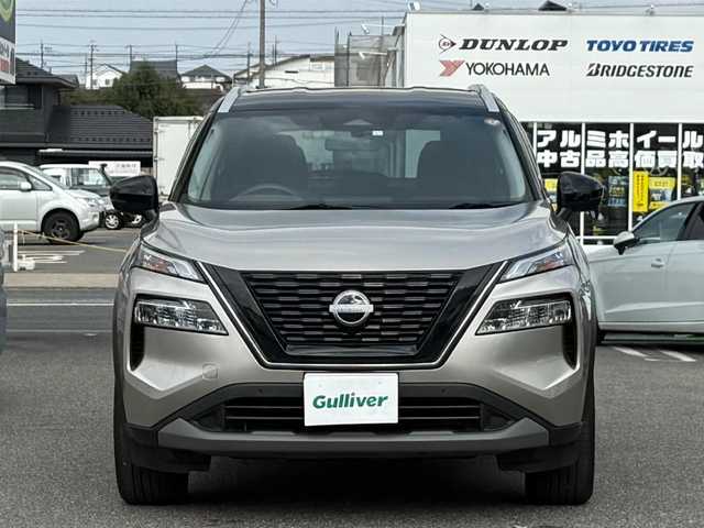 日産 エクストレイル X 愛知県 2023(令5)年 1.9万km 茶Ⅱ /純正メモリナビ//AM/FM/HDMI/フルセグ/BT/SD//プロパイロット//ビルトインETC2.0//バックカメラ//前後純正ドライブレコーダー//インテリジェントエマージェンシーブレーキ//後側方車両検知警報//後側方衝突防止支援//ハンドル支援//車線逸脱警報//車線逸脱坊地支援//踏み間違い衝突防止支援//標識検知機能//クリアランスソナー//後退時車両検知警報//インテリジェントクルーズコントロール//D・N席パワーシート//D・N席シートヒーター//オートLEDヘッドライト//オートハイビーム//フォグランプ//ヘッドライトレベライザー//ルーフレール//e-Pedal//EV MODE//D MODE//ステアリングスイッチ//オートリトラクタブルウィンカーミラー//純正フロアマット//純正ドアバイザー//プッシュスタート//スペアキー//取扱説明書//保証書