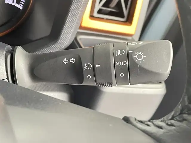 ダイハツ タフト G 千葉県 2021(令3)年 2.2万km レイクブルーメタリック 禁煙車/スマートアシスト/・衝突軽減ブレーキ/・先行車発進システム/・車線逸脱警報システム/・レーンキープアシスト/・コーナーセンサー/スカイルーフ/純正メモリナビ/・型番：NMZK-W71D/・CD/DVD/USB/Bluetooth/フルセグTV/・バックカメラ/・ETC/革巻きステアリング/・ステアリングスイッチ/DNシートヒーター/電子パーキング/・ブレーキホールド/社外フロアマット/社外ドアバイザー/純正15インチAW/電動格納ウインカーミラー/プッシュスタート/・スマートキー/・スペアキー/アイドリングストップ