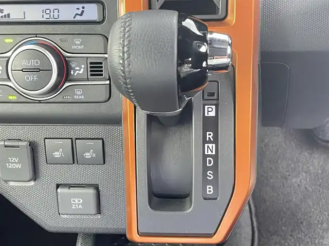 ダイハツ タフト G 千葉県 2021(令3)年 2.2万km レイクブルーメタリック 禁煙車/スマートアシスト/・衝突軽減ブレーキ/・先行車発進システム/・車線逸脱警報システム/・レーンキープアシスト/・コーナーセンサー/スカイルーフ/純正メモリナビ/・型番：NMZK-W71D/・CD/DVD/USB/Bluetooth/フルセグTV/・バックカメラ/・ETC/革巻きステアリング/・ステアリングスイッチ/DNシートヒーター/電子パーキング/・ブレーキホールド/社外フロアマット/社外ドアバイザー/純正15インチAW/電動格納ウインカーミラー/プッシュスタート/・スマートキー/・スペアキー/アイドリングストップ