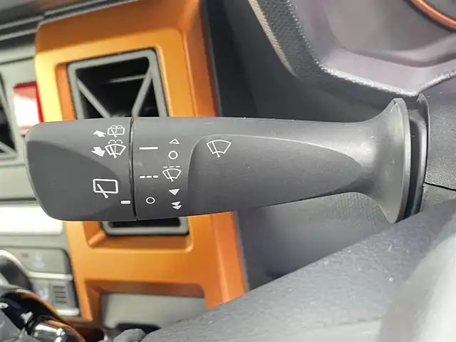 ダイハツ タフト G 千葉県 2021(令3)年 2.2万km レイクブルーメタリック 禁煙車/スマートアシスト/・衝突軽減ブレーキ/・先行車発進システム/・車線逸脱警報システム/・レーンキープアシスト/・コーナーセンサー/スカイルーフ/純正メモリナビ/・型番：NMZK-W71D/・CD/DVD/USB/Bluetooth/フルセグTV/・バックカメラ/・ETC/革巻きステアリング/・ステアリングスイッチ/DNシートヒーター/電子パーキング/・ブレーキホールド/社外フロアマット/社外ドアバイザー/純正15インチAW/電動格納ウインカーミラー/プッシュスタート/・スマートキー/・スペアキー/アイドリングストップ