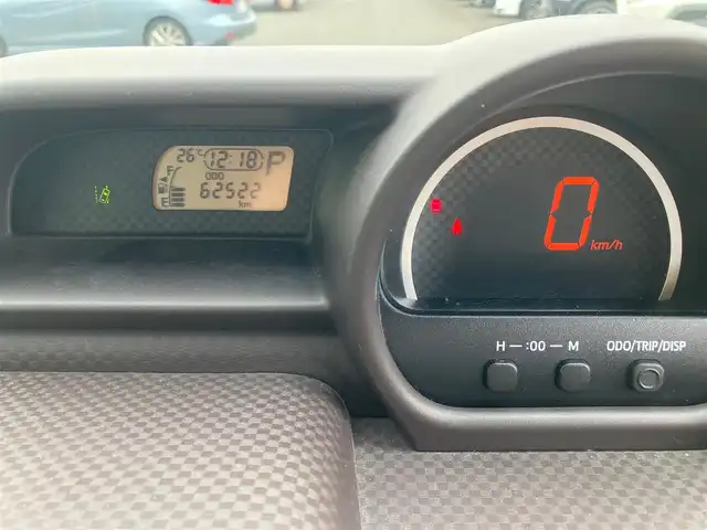 トヨタ ポルテ G 静岡県 2017(平29)年 6.3万km ブラッキッシュアゲハガラスフレーク エンジンスタートボタン/取扱説明書/パワーステアリング/パワーウィンドウ/アイドリングストップ/スマートキー/スペアキー１本/オートエアコン/ETC/純正SDナビ（CD.BT.フルセグ）/ウォークスルー/純正フロアマット/純正アルミホイール/片側パワースライドドア/ABS/横滑り防止装置/レーンキープアシスト/オートライト/オートマチックハイビーム/Wエアバック/衝突軽減システム