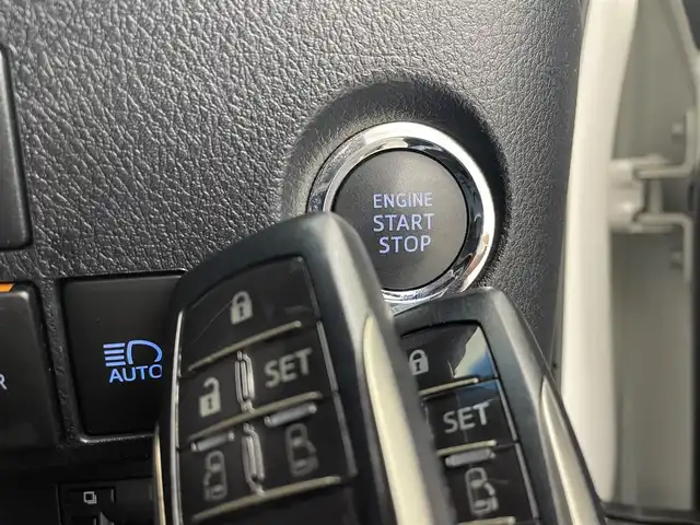 トヨタ ヴェルファイア Z Gエディション 宮城県 2020(令2)年 3.2万km ホワイトパールクリスタルシャイン ナビキット　/ＣＤ／ＤＶＤプレーヤー　/エントリーナビキット　/ＴＶチューナー　/三眼ＬＥＤヘッドランプ　/シーケンシャルターンランプ　/トヨタセーフティセンス　/プリクラッシュセーフティ/レーントレーシングアシスト/オートマチックハイビーム/AC100Vアクセサリコンセント/パワーバックドア　/メモリ機能付パワーシート/両側パワースライドドア　/純正18インチAW/シートヒーター/シートベンチレーション/ETC/ドライブレコーダー/禁煙車