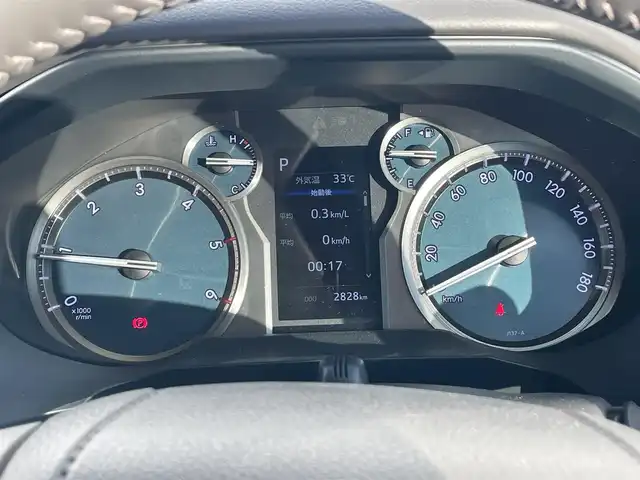 トヨタ ランドクルーザー プラド TX Lパッケージ マットブラED 滋賀県 2023(令5)年 0.3万km ホワイトパールクリスタルシャイン ワンオーナー/ムーンルーフ/純正９型ナビ/・Bluetooth/フルセグ/・CD/DVD/バックカメラ/ニュートラルベージュ革シート/革巻きステアリング/ステアリングリモコン/ETC/前方ドライブレコーダー/レーダークルーズコントロール/前席パワーシート/前席シートヒーター/前席シートベンチレーション/ヒルスタートアシスト/LEDオートライト/フォグライト/トノカバー/トヨタセーフティセンス/・レーンディパーチャーアラート/・クリアランスソナー/・プリクラッシュセーフティ/・ロードサインアシスト/スマートキー