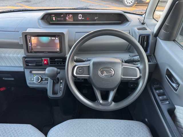 ダイハツ タント X 道東・釧路十勝 2019(令1)年 7.8万km ブラックマイカメタリック 4WD/社外モニターオーディオ/  （DVD/CD/Bluetooth）/バックカメラ/衝突軽減ブレーキ/片側パワースライドドア/前席シートヒーター/コーナーセンサー/アイドリングストップ/横滑り防止装置/LEDヘッドライト/オートライト/ヘッドライトレベライザー/社外エンジンスターター/スマートキー/エンジンプッシュスタート/スペアキー/取扱説明書/保証書/社外14インチアルミホイール/冬タイヤ積み込み/　　（155/65r14、2mm、2017年製）