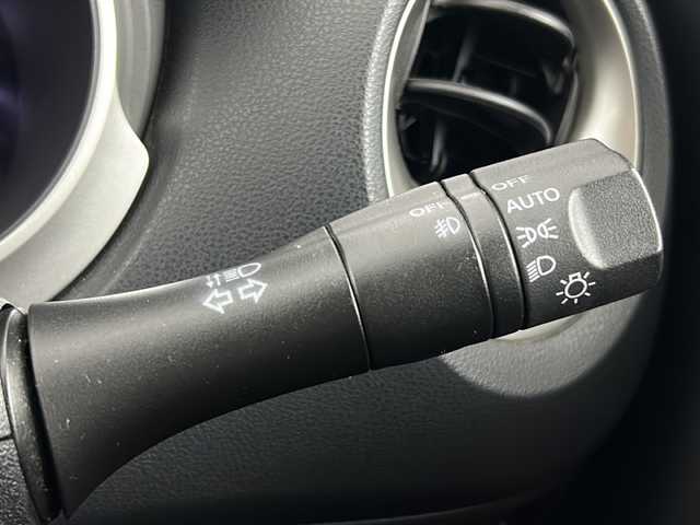 日産 ジューク 16GT FOUR 熊本県 2011(平23)年 14.5万km ブリリアントホワイトパール 純正メモリーナビ/バックカメラ/Bluetooth/純正フロアマット/純正アルミホイール/ワンセグ/スマートキー/エンジンスタートボタン/ドアバイザー/電動格納ミラー