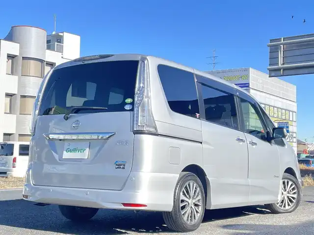 日産 セレナ