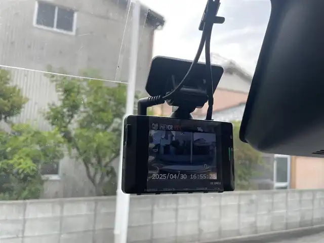 トヨタ ルーミー カスタムG－T 香川県 2022(令4)年 2.5万km パールホワイトⅢ ワンオーナー/純正9インチSDナビ（NSZT-Y68T）/フルセグ/バックカメラ/両側パワースライドドア/衝突軽減/レーダークルーズコントロール/LEDヘッドライト/オートホールド/USB/前後ドラレコ/純正15インチアルミ/前後コーナーセンサー/ETC