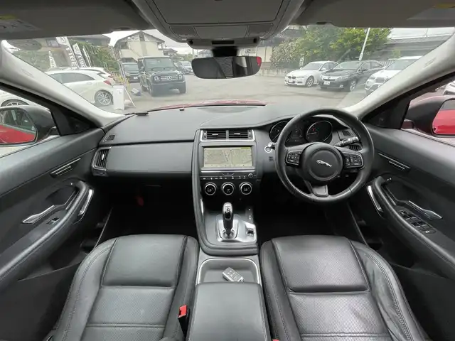 ジャガー Ｅペース S 180PS 栃木県 2018(平30)年 3.6万km 赤 黒革シート/パワーシート /ナビ /全方位カメラ/ETC/スマートキー/LEDヘッドライト/オートライト/ACC/レーンキープアシスト/ブラインドスポット /クロストラフィック/クリアランスソナー /AEB/パワーテールゲート