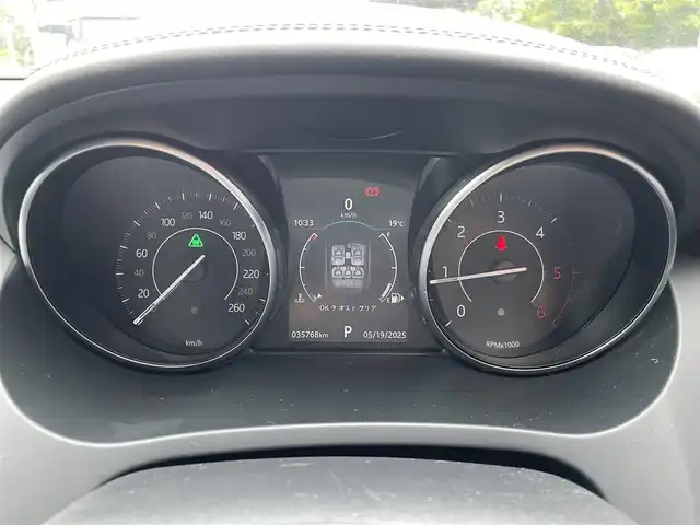 ジャガー Ｅペース S 180PS 栃木県 2018(平30)年 3.6万km 赤 黒革シート/パワーシート /ナビ /全方位カメラ/ETC/スマートキー/LEDヘッドライト/オートライト/ACC/レーンキープアシスト/ブラインドスポット /クロストラフィック/クリアランスソナー /AEB/パワーテールゲート