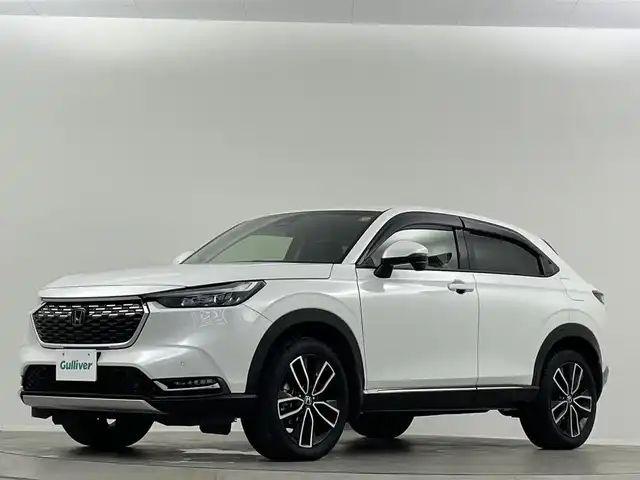 ホンダ ヴェゼル ハイブリッド e:HEV Z 埼玉県 2024(令6)年 3万km プラチナホワイトパール 純正９型ナビ　３６０°　衝突軽減　ＥＴＣ　温シート　レーダークルーズコントロール　アダプティブＬＥＤヘッドライト　ビルトインＥＴＣ　スペアキー１本　前後ドラレコ　ハーフレザー　ダウンヒルアシスト　禁煙