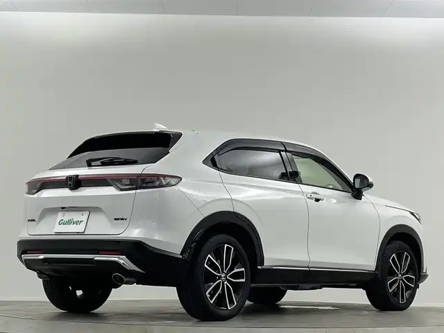 ホンダ ヴェゼル ハイブリッド e:HEV Z 埼玉県 2024(令6)年 3万km プラチナホワイトパール 純正９型ナビ　３６０°　衝突軽減　ＥＴＣ　温シート　レーダークルーズコントロール　アダプティブＬＥＤヘッドライト　ビルトインＥＴＣ　スペアキー１本　前後ドラレコ　ハーフレザー　ダウンヒルアシスト　禁煙