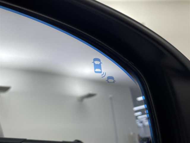 ホンダ ヴェゼル ハイブリッド e:HEV Z 埼玉県 2024(令6)年 3万km プラチナホワイトパール 純正９型ナビ　全方位カメラ　プレミアムサウンド　BSM　衝突軽減　ＥＴＣ　温シート　レーダークルーズコントロール　アダプティブＬＥＤヘッドライト　ビルトインＥＴＣ　スペアキー１本　前後ドラレコ　ハーフレザー　ダウンヒルアシスト　禁煙