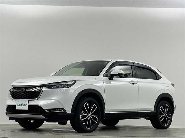 ホンダ ヴェゼル ハイブリッド e:HEV Z 埼玉県 2024(令6)年 3万km プラチナホワイトパール 純正９型ナビ　全方位カメラ　プレミアムサウンド　BSM　衝突軽減　ＥＴＣ　温シート　レーダークルーズコントロール　アダプティブＬＥＤヘッドライト　ビルトインＥＴＣ　スペアキー１本　前後ドラレコ　ハーフレザー　ダウンヒルアシスト　禁煙