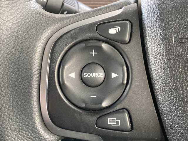 ホンダ フリード ハイブリット クロスター ホンダセンシング 東京都 2021(令3)年 2.1万km スーパープラチナグレーメタリック ワンオーナー/純正メモリナビ/【フルセグ・DVD再生可・CD・Bluetooth】/バックカメラ/ビルトインETC/両側パワースライドドア/ホンダセンシング/【衝突軽減ブレーキ・前後誤発進抑制機能・歩行者事故逓減ステアリング・アダプティブクルーズコントロール・車線維持支援システム・路外逸脱抑制機能・先行車発進お知らせ機能・標識認識機能】/社外AW付スタッドレスタイヤ４本積み込み/電動格納ミラー/プッシュスタート/スマートキー/スペアキーあり/ウィンカーミラー/ステアリングスイッチ/ECON/純正フロアマット/新車保証書/取扱説明書