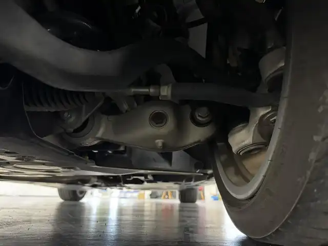 トヨタ クラウン ハイブリッド RS 三重県 2021(令3)年 3.4万km プレシャスブラックパール ハイブリッド/FR/MTモード付フロアCVT/純正 12.3インチナビ/（AM/FM/CD/DVD/Blu-ray/SDREC/SD/USB/Bluetooth/Miracast/AUX/TV/CarPlay/AndroidAuto）/パノラミックビューモニター/ビルトイン ETC2.0/Toyota Safety Sense/・プリクラッシュセーフティ/・レーントレーシングアシスト/・レーダークルコン/・ロードサインアシスト/・アダプティブハイビームシステム/・ブラインドスポットモニター＋リヤクロストラフィックオートブレーキ/・インテリジェントクリアランスソナー［パーキングサポートブレーキ（静止物）］/・インテリジェント パーキングアシスト2/・リヤカメラディテクション［RCD］/など/装備/・ハーフレザーシート/・シートヒーター（D/N）/・ステアリングヒーター/・パワーシート（D8way＋ランバーサポート/N4way（肩口スイッチ付））/・カラーヘッドアップディスプレイ/・左右独立オートエアコン/・雨滴感応式フロントワイパー/・3眼LEDヘッドランプ/・オートライト/・専用18inAW/・プッシュスタート/・保/取/ナビ取/・スマートキーx2/など