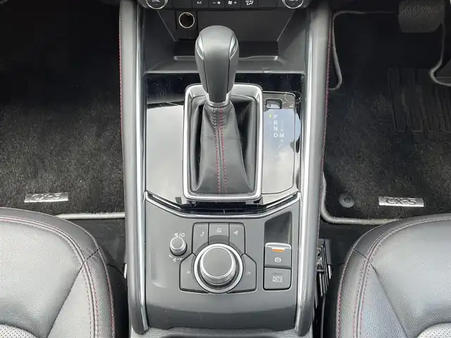 マツダ ＣＸ－５ XD スポーツアピアランス 千葉県 2022(令4)年 0.8万km スノーフレイクホワイトパールマイカ 純正メモリナビ/(フルセグTV/BT/FM/AM)/全周囲カメラ/BOSEサウンド/ワイヤレス充電/衝突被害軽減システム/車線逸脱警報/クルーズコントロール/レザーシート/横滑り防止装置/ETC/ドライブレコーダー/アイドリングストップ/LEDヘッドライト/オートライト/ウィンカーミラー/電動格納ミラー/純正19インチAW/シートヒーター/シートリフター/ステアリングヒーター/メモリー機能付きパワーシート/プッシュスタート/スマートキー/フロアマット/ドアバイザー/スペアキー/取扱説明書/保証書