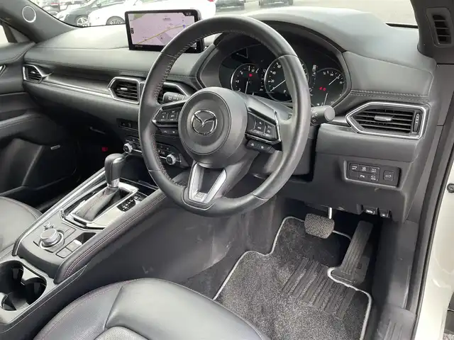 マツダ ＣＸ－５ XD スポーツアピアランス 千葉県 2022(令4)年 0.8万km スノーフレイクホワイトパールマイカ 純正メモリナビ/(フルセグTV/BT/FM/AM)/全周囲カメラ/BOSEサウンド/ワイヤレス充電/衝突被害軽減システム/車線逸脱警報/クルーズコントロール/レザーシート/横滑り防止装置/ETC/ドライブレコーダー/アイドリングストップ/LEDヘッドライト/オートライト/ウィンカーミラー/電動格納ミラー/純正19インチAW/シートヒーター/シートリフター/ステアリングヒーター/メモリー機能付きパワーシート/プッシュスタート/スマートキー/フロアマット/ドアバイザー/スペアキー/取扱説明書/保証書